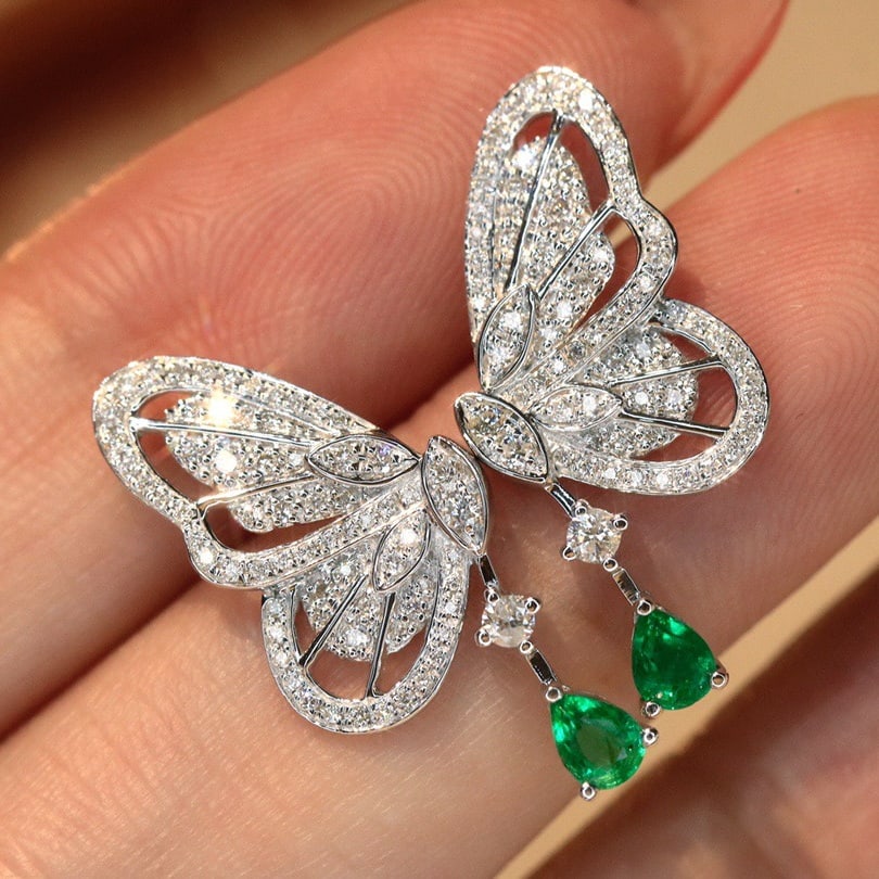 14k Gold 0.8 Ctw Natural Emerald & Diamond & Butterfly Earrings - 2