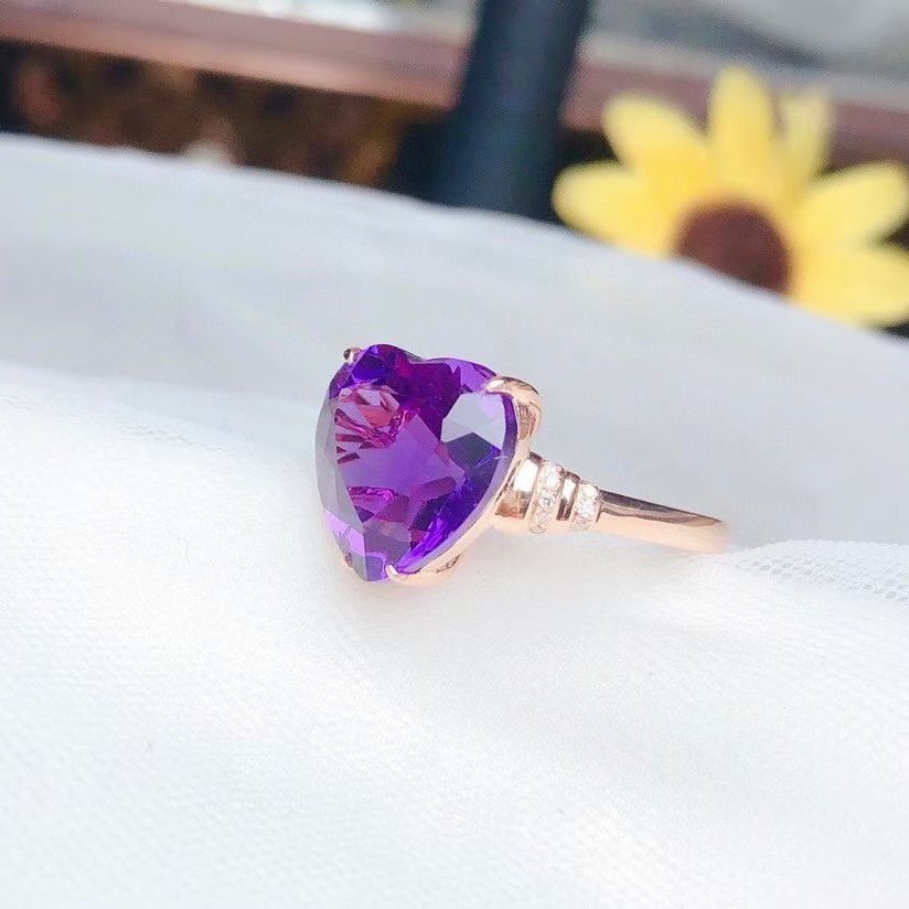 14k Gold 5.80 Ct Natural Amethyst & Diamond Ring - 4