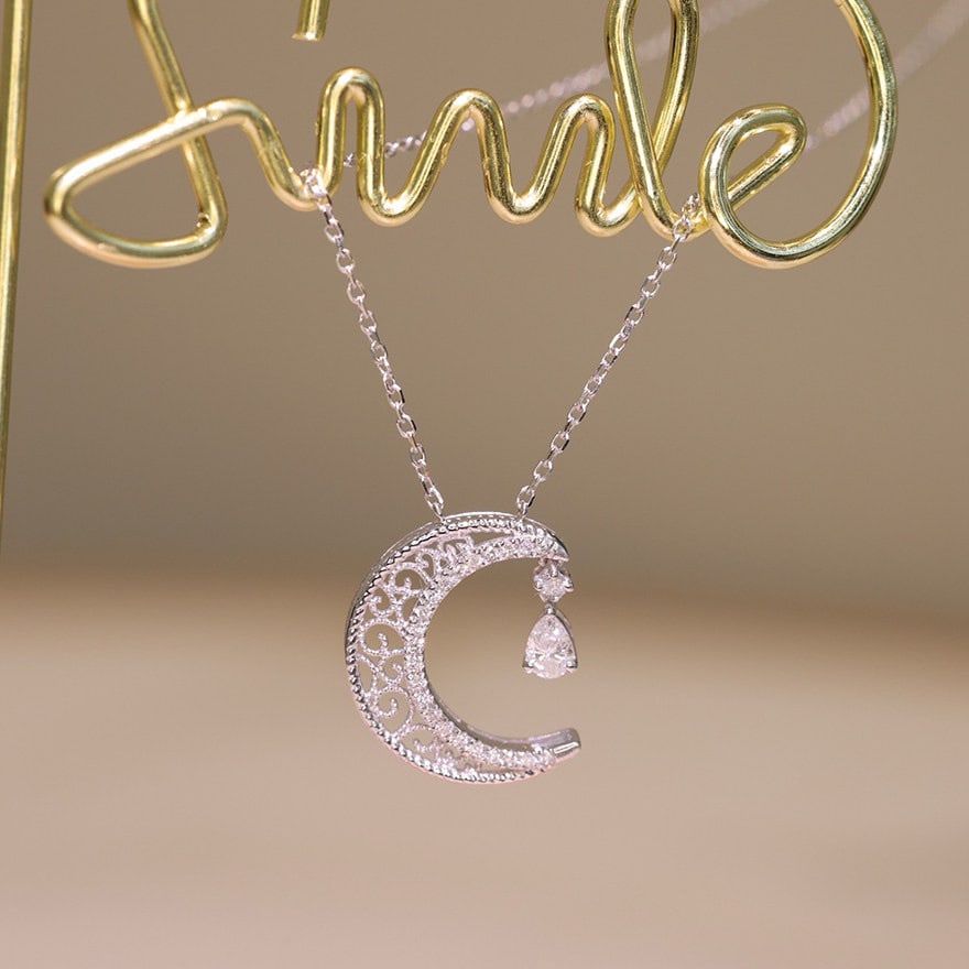 14k Gold 0.2 Ct Natural H Diamond Necklace: Ref:231130396 // gold content:14k gold // main gemstone:diamond // shape:multiple // carat weight:0. 2ct // clarity grade:vs-si // color:h // treatment:natural // Condition: NewLow Estimate: