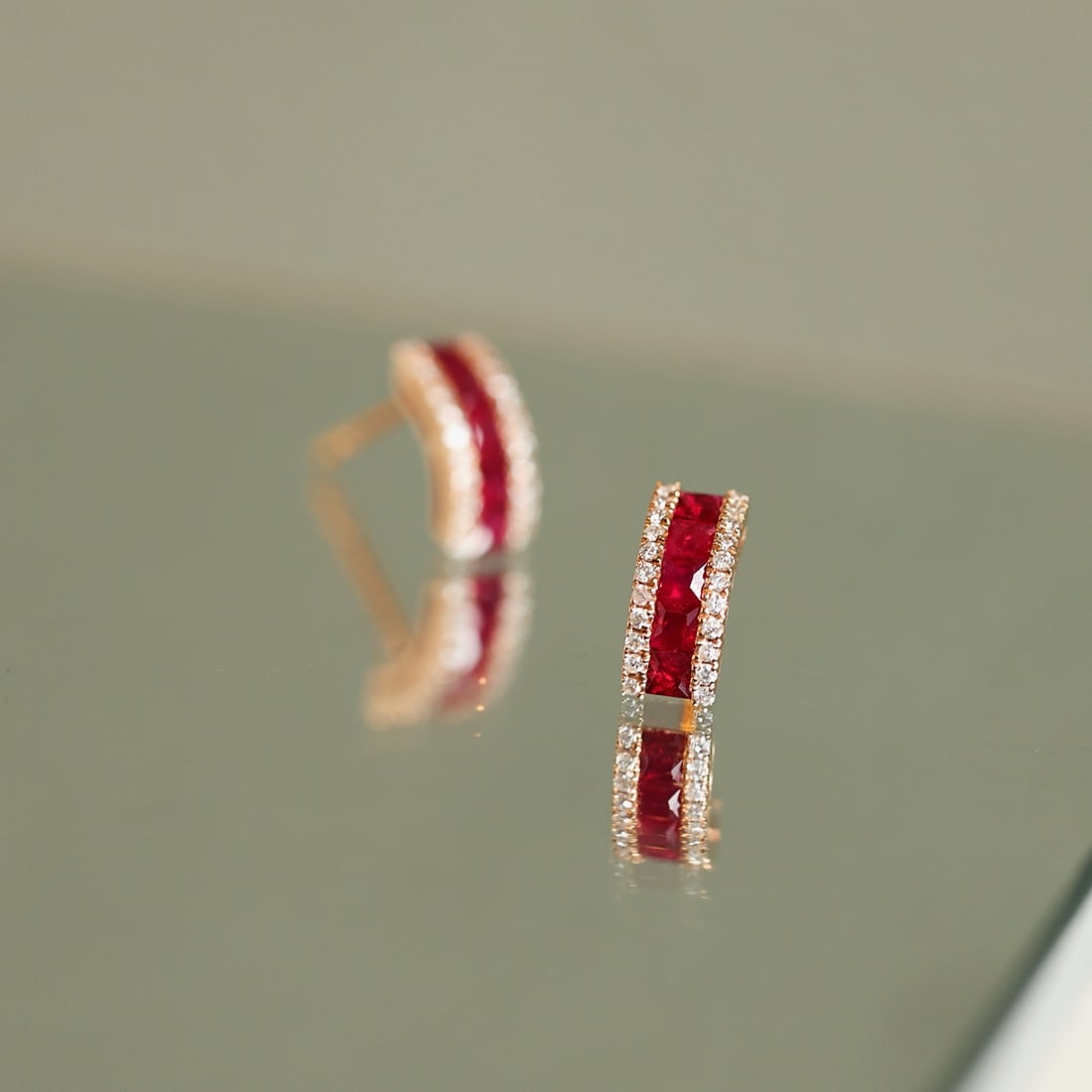 14k Gold 0.93 Ctw Natural Ruby & Diamond Earrings - 6