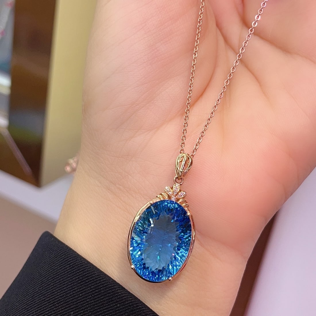 14k Gold 21.90 Ct Natural Topaz & Diamond Pendant( Without Chain ) - 3