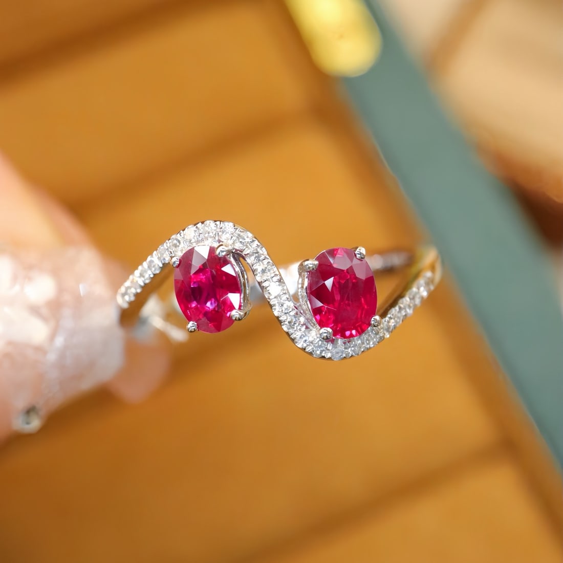 14k Gold 0.71 Ctw Natural Ruby & Diamond Ring: Ref:231130420 // gold content:14k gold // ring size:7. 25us // // main gemstone:ruby // shape:oval // carat weight:0. 63ct // color:red // treatment:natural // // adjacent gemstone 2 : diamond // numb