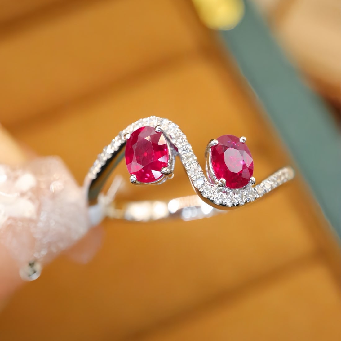 14k Gold 0.71 Ctw Natural Ruby & Diamond Ring - 2