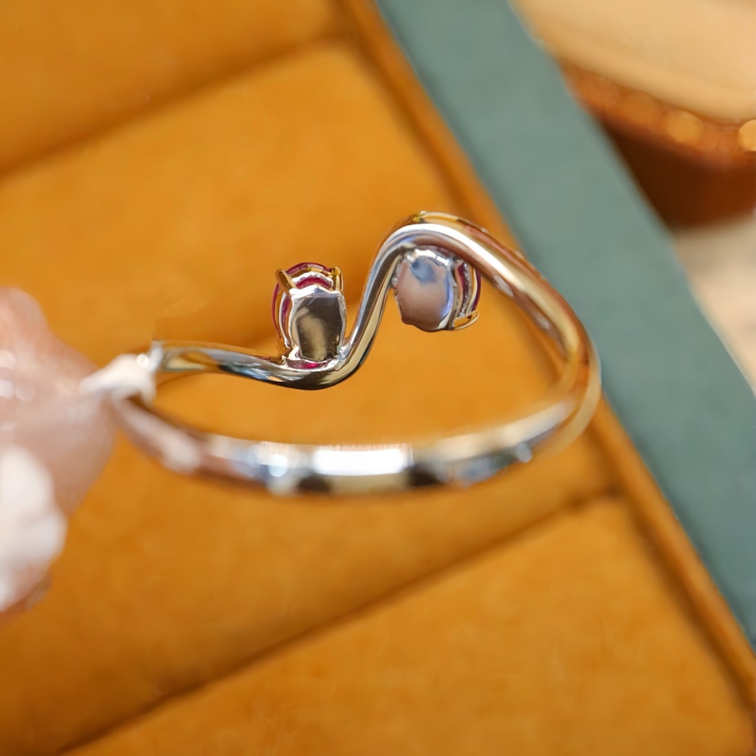 14k Gold 0.71 Ctw Natural Ruby & Diamond Ring - 5