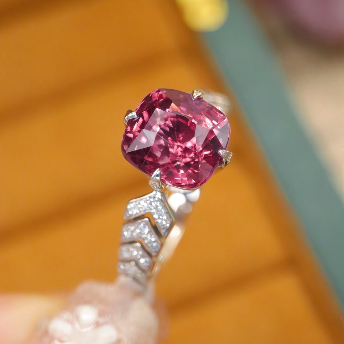 14k Gold 2.89 Ctw Natural Spinel & Diamond Ring - 3