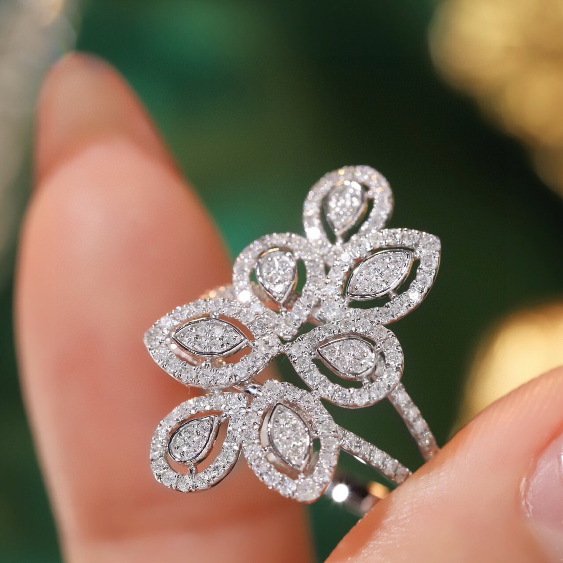 14k Gold 0.7 Ct Natural H Diamond Ring - 2