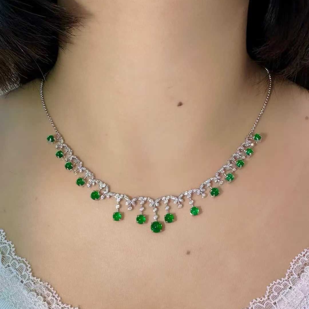 14k Gold 6.0 Ctw Vivid Green Natural Emerald & Diamond Necklace - 4