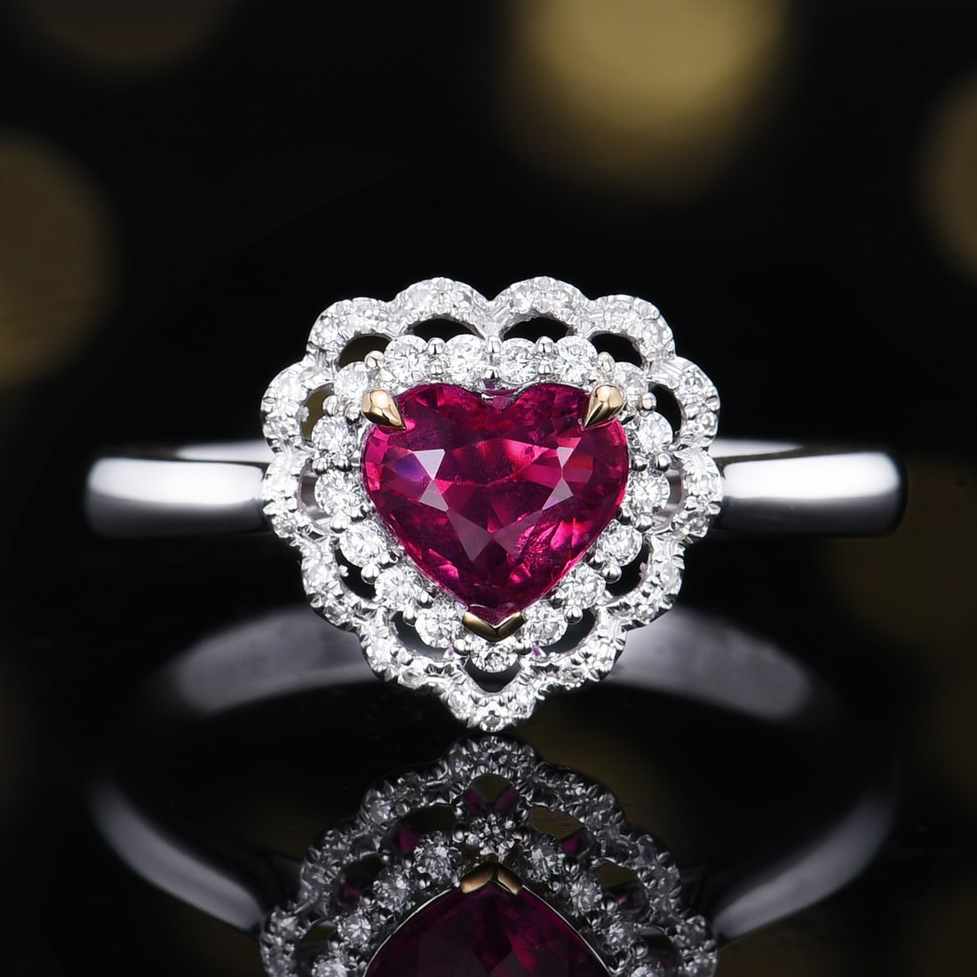 14k Gold 1.20 Ctw Natural Ruby & Diamond Ring: Ref:231127070 // gold content:14k gold // ring size:7. 25us // // main gemstone:ruby // shape:heart // carat weight:1. 02ct // color:red // treatment:natural // // adjacent gemstone 2 : diamond //