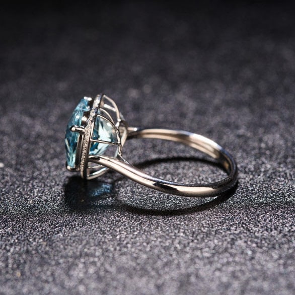 14k Gold 4.17 Ct Natural Aquamarine & Diamond Ring - 4