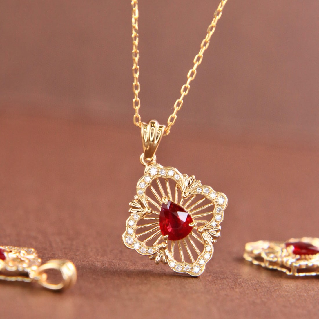 14k Gold 0.41 Ctw Natural Ruby & Diamond Necklace - 3