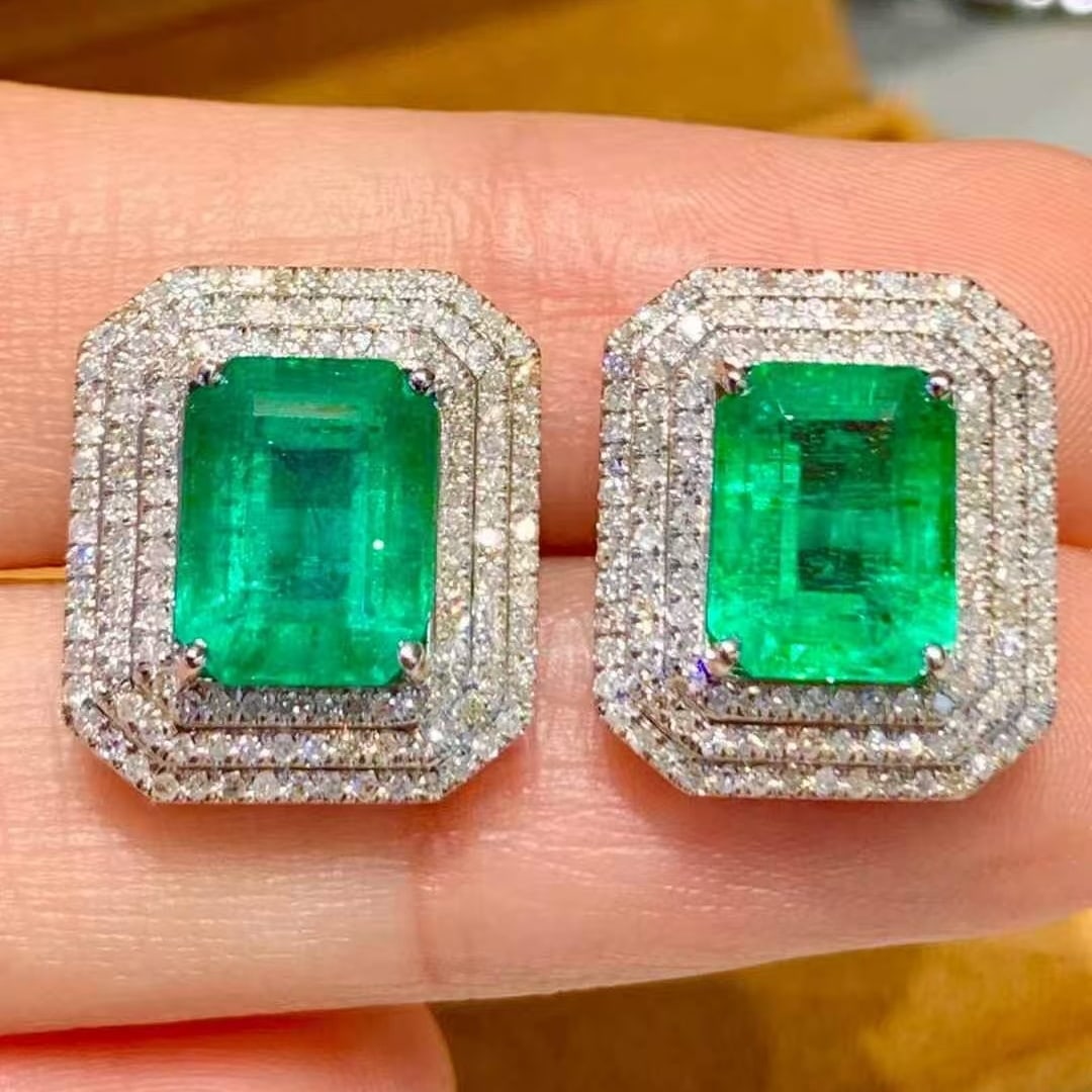 14k Gold 3.2 Ct Natural Emerald & Diamond Earrings - 2
