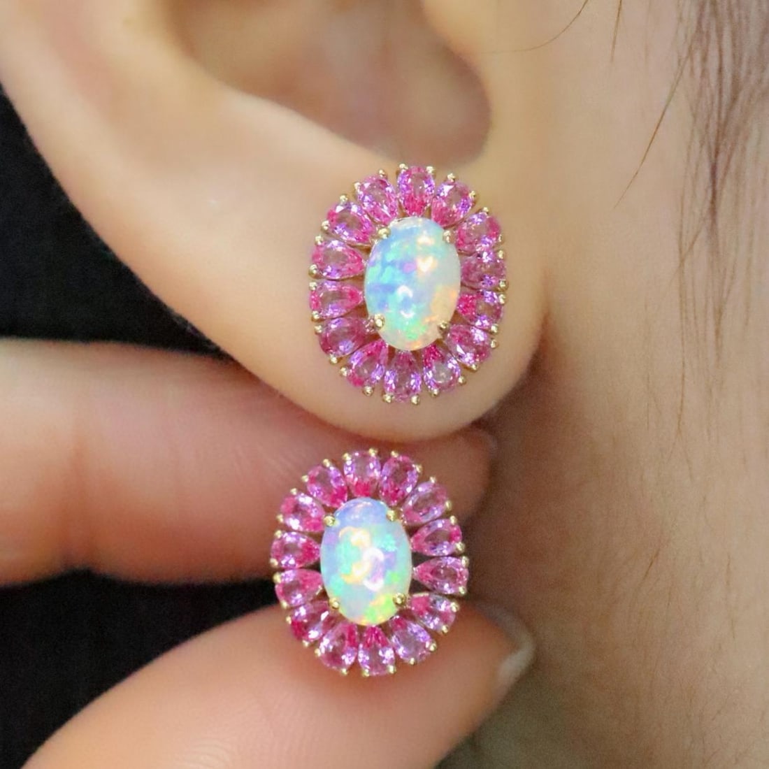 14k Gold 2.89 Ctw Natural Opal & Sapphire Earrings: Ref:231127175 // gold content:14k gold // main gemstone:opal // shape:oval // carat weight:0. 85ct // color:color // treatment:natural // // adjacent gemstone 2 : sapphire // number of stones:30 //