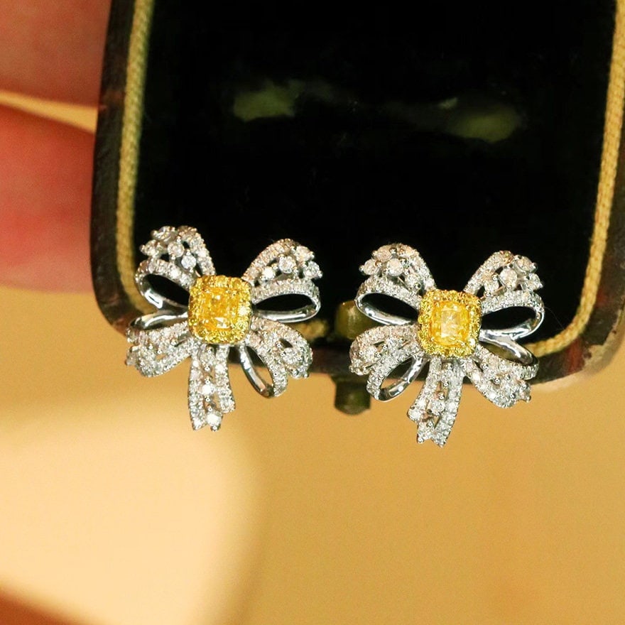 14k Gold 0.86 Ct Natural Color Diamond Earrings - 2