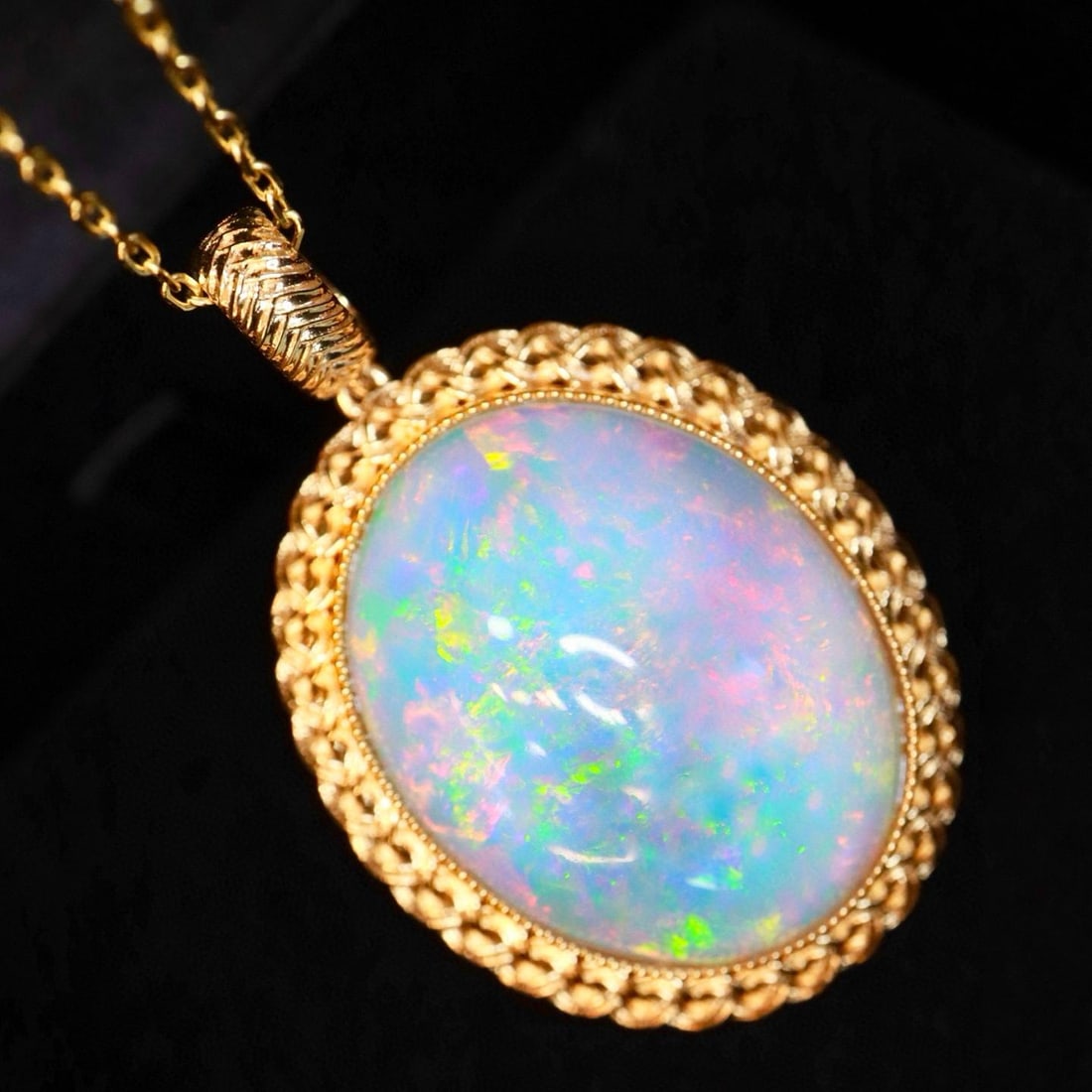 14k Gold 19.63 Ct Natural Opal Pendant( Without Chain ) (1 of 8)