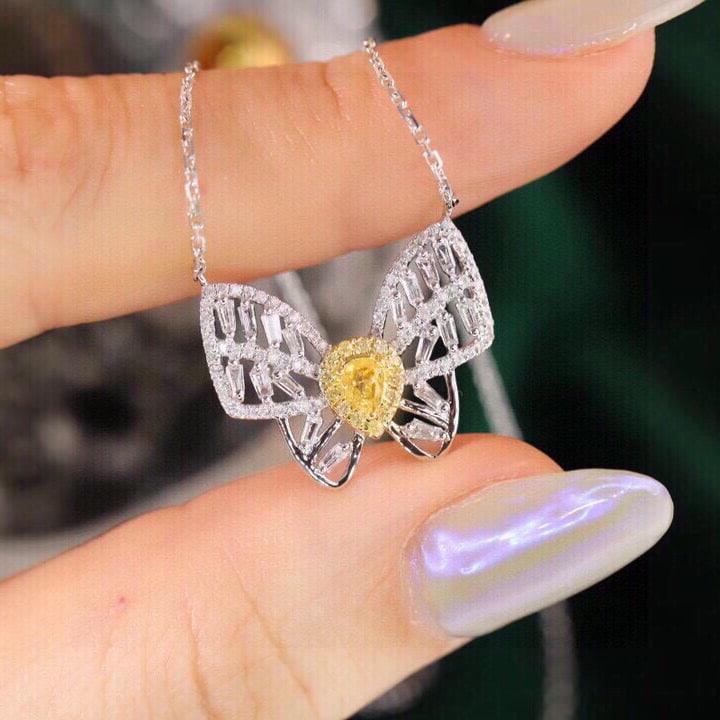 14k Gold 0.55 Ctw Natural Yellow Diamond & Diamond & Butterfly Necklace - 3
