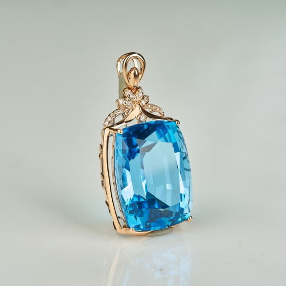14k Gold 24.53 Ct Natural Topaz & Diamond Pendant( Without Chain ) - 8