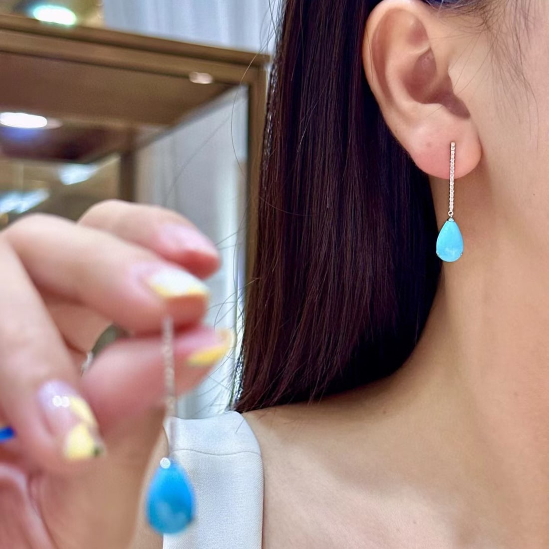 14k Gold 5.95 Ctw Natural Blue Turquoise & Diamond Earrings - 4