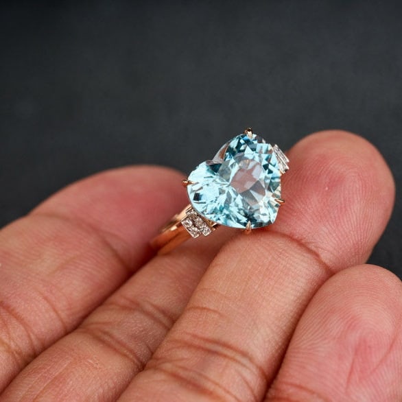 14k Gold 5.13 Ct Natural Aquamarine & Diamond Ring - 6