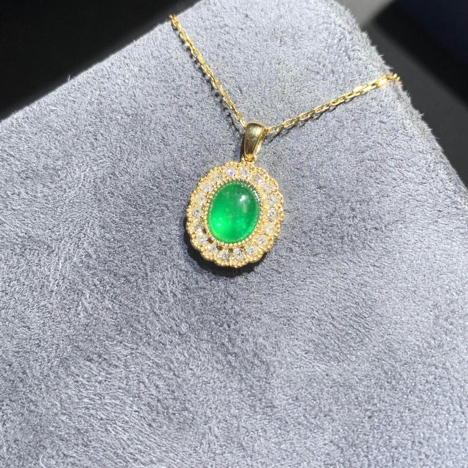 14k Gold 1.04 Ctw Natural Emerald & Diamond Pendant( Without Chain ) - 2