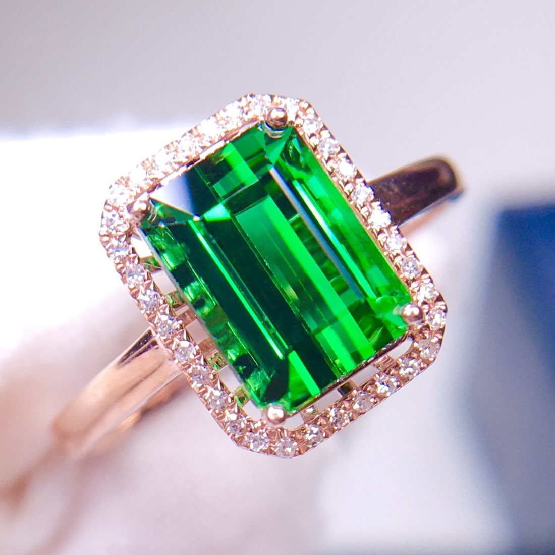 14k Gold 2.3 Ct Natural Tourmaline & Diamond Ring: Ref:231128047 // gold content:14k gold // ring size:7. 25us // // main gemstone:tourmaline // shape:octagonal // carat weight:2. 3ct // color:green // treatment:natural // // adjacent gemstone 2 :