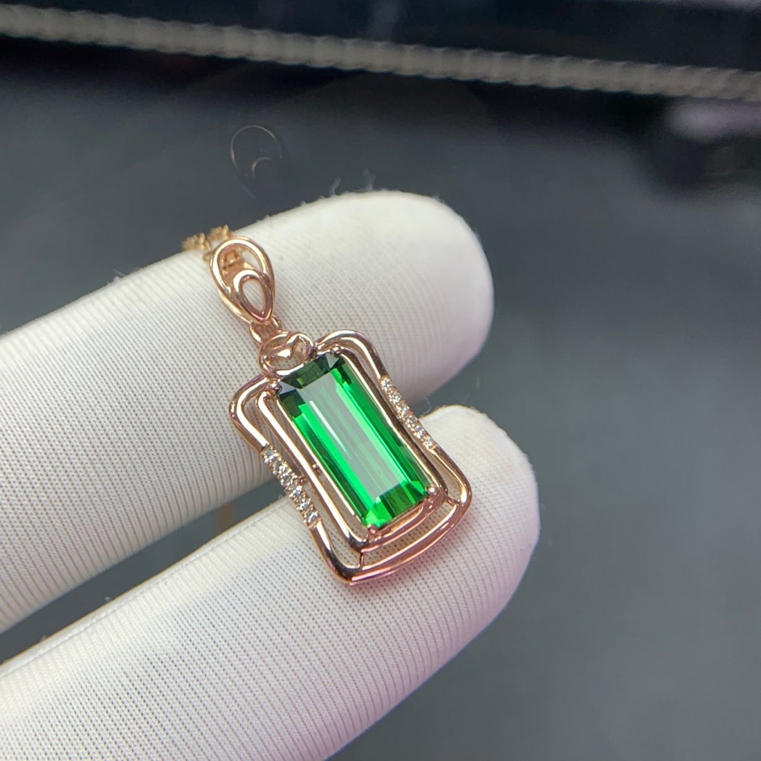 14k Gold 2.1 Ct Natural Tourmaline & Diamond Pendant( Without Chain ) - 2