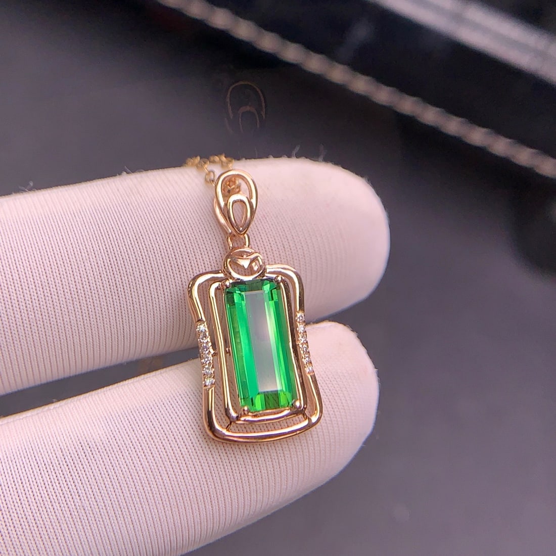 14k Gold 2.1 Ct Natural Tourmaline & Diamond Pendant( Without Chain ) - 3