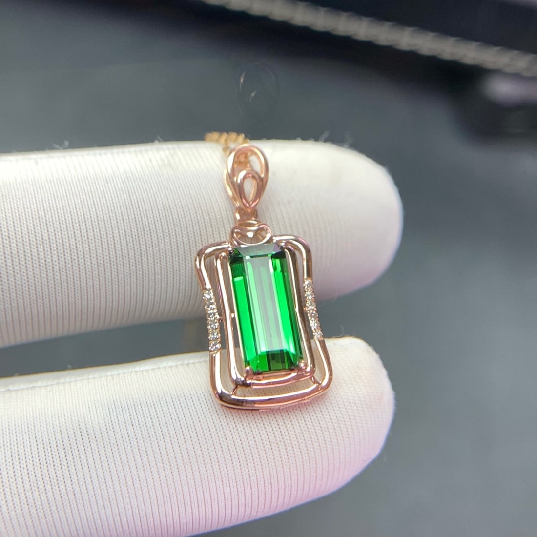 14k Gold 2.1 Ct Natural Tourmaline & Diamond Pendant( Without Chain ) - 6