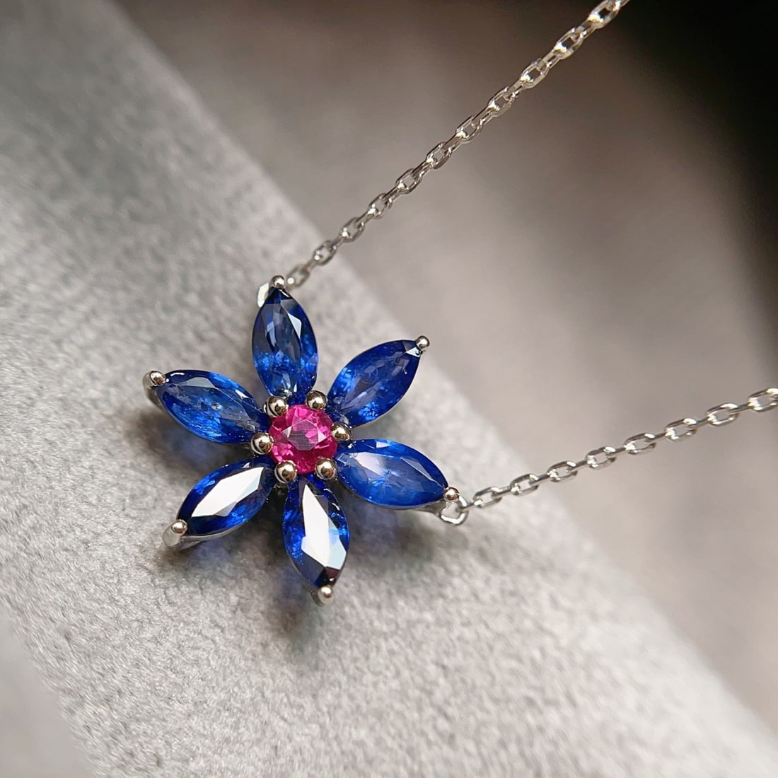 14k Gold 1.40 Ct Natural Sapphire Necklace: Ref:231128057 // gold content:14k gold // main gemstone:sapphire // shape:marquise // carat weight:1. 40ct // color:blue // treatment:natural // High Estimate: 3000Condition: NewLow Estimate: 2000