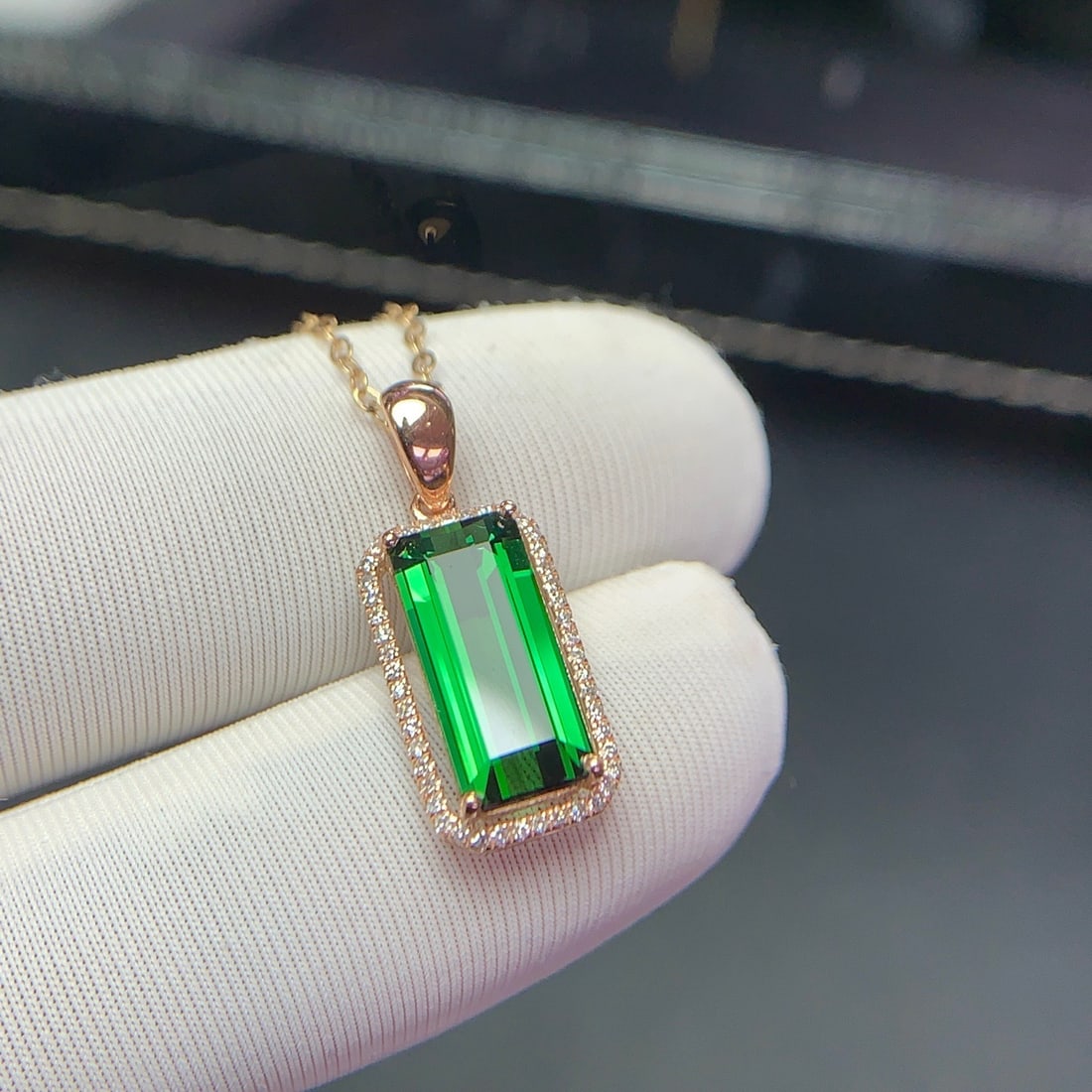 14k Gold 2.6 Ct Natural Tourmaline & Diamond Pendant( Without Chain ) - 2