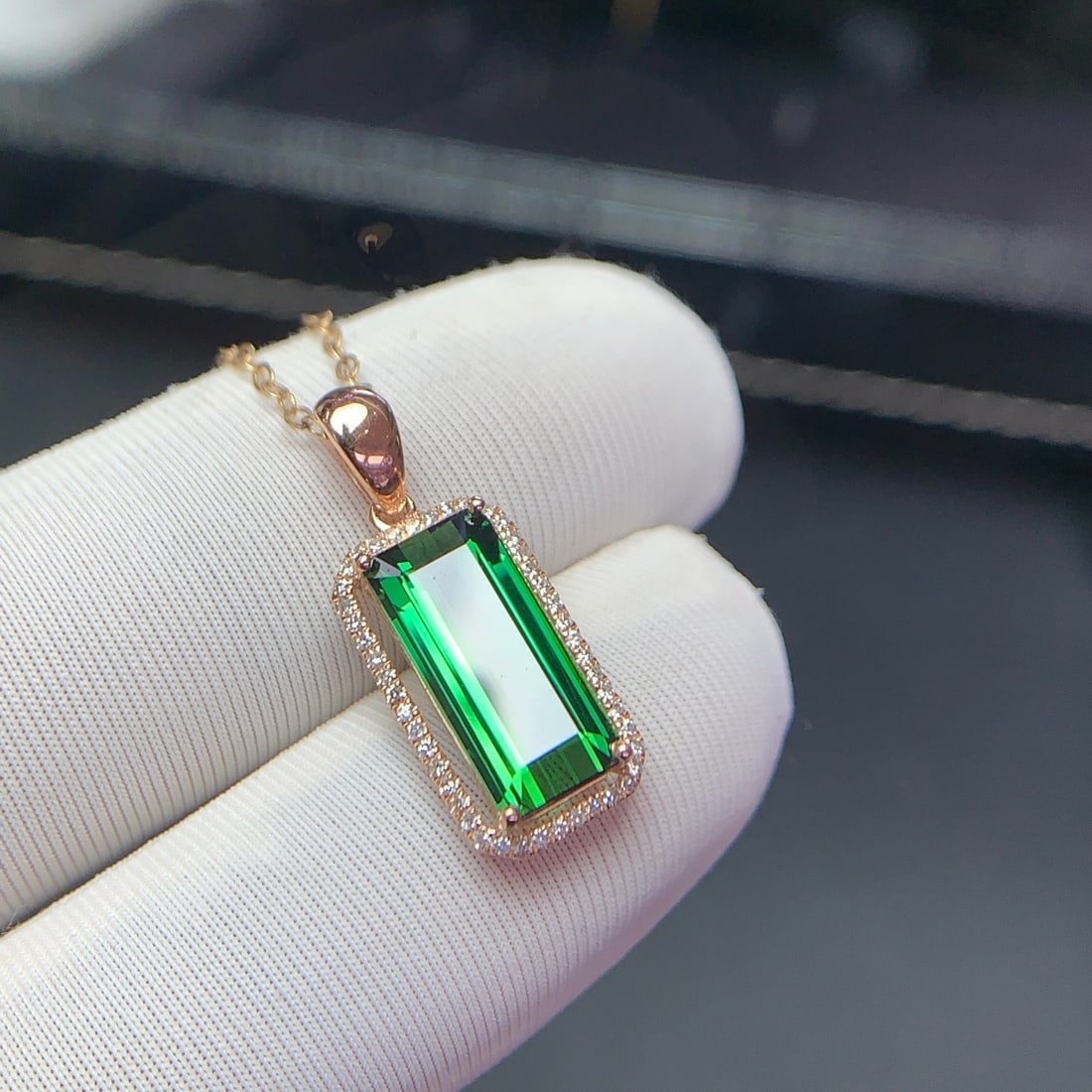 14k Gold 2.6 Ct Natural Tourmaline & Diamond Pendant( Without Chain ) - 8