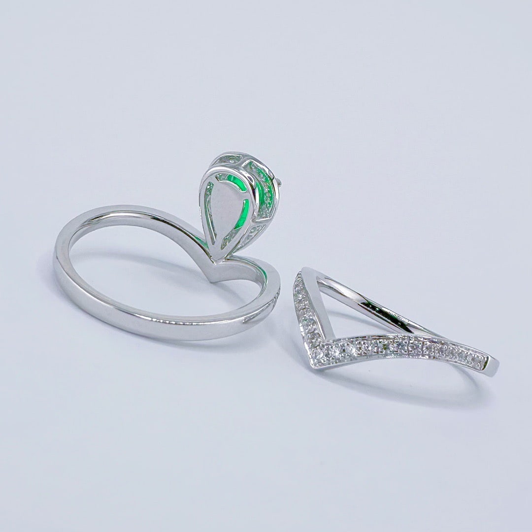 14k Gold 1.04 Ctw Vivid Green Natural Emerald & Diamond Ring - 4