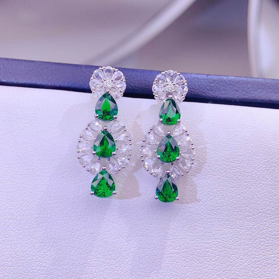 14k Gold 4.3 Ct Vivid Green Natural Tsavorite & Diamond Earrings - 6