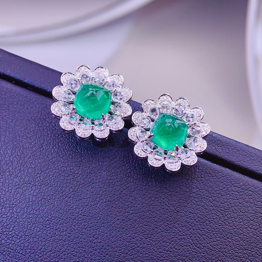 14k Gold 4.9 Ct Natural Emerald & Diamond Earrings - 2