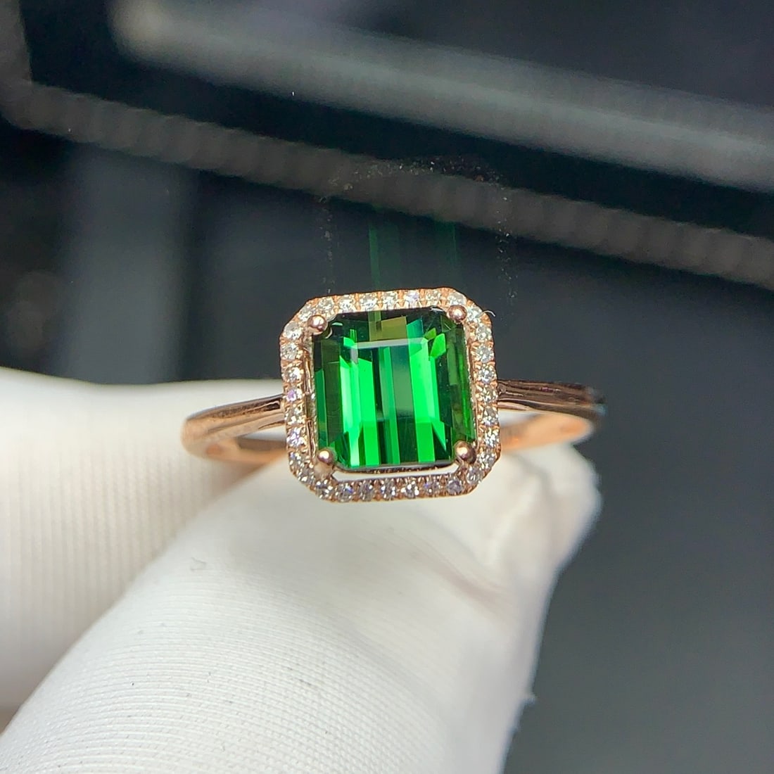 14k Gold 1.5 Ct Natural Tourmaline & Diamond Ring - 7