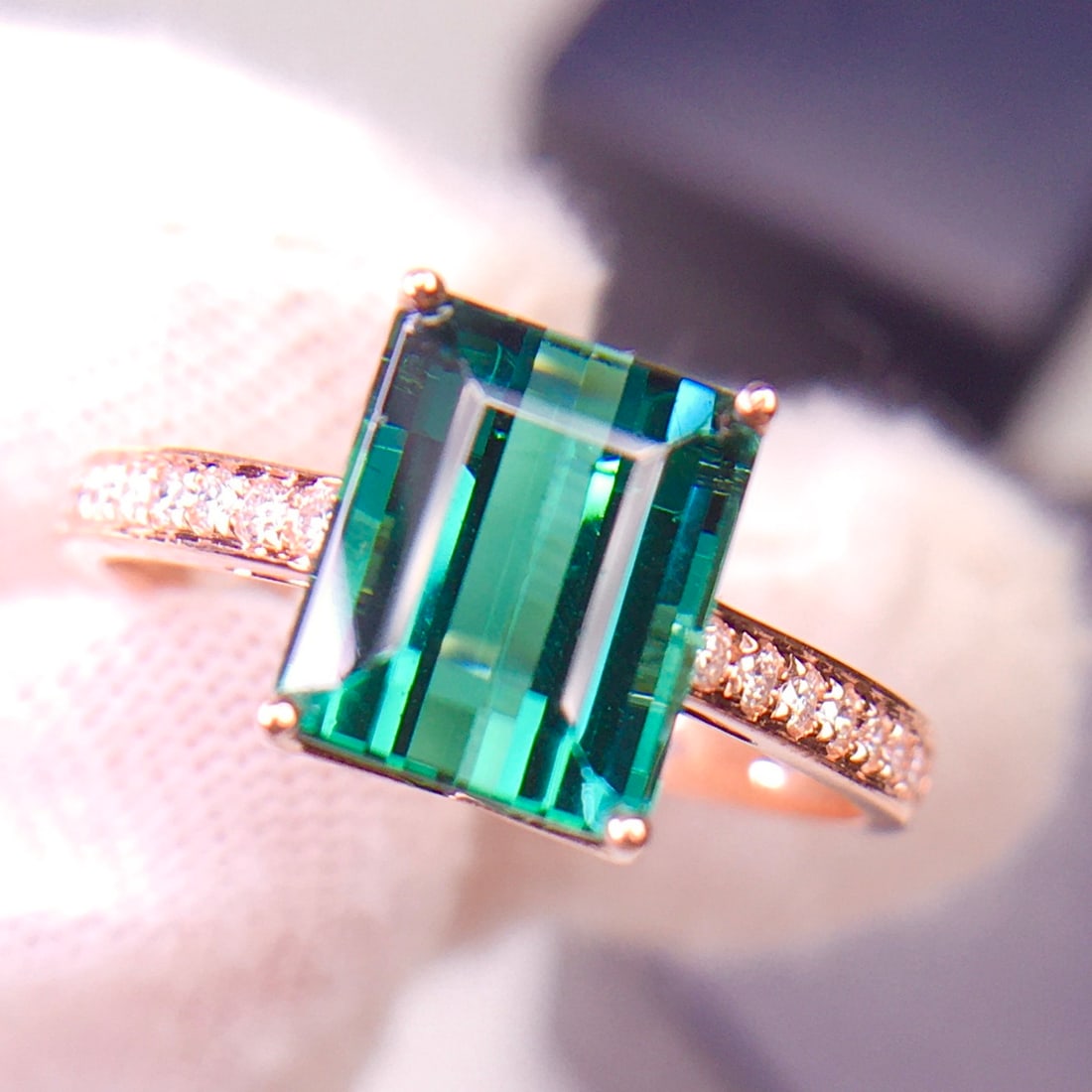 14k Gold 3.2 Ct Natural Tourmaline & Diamond Ring - 6