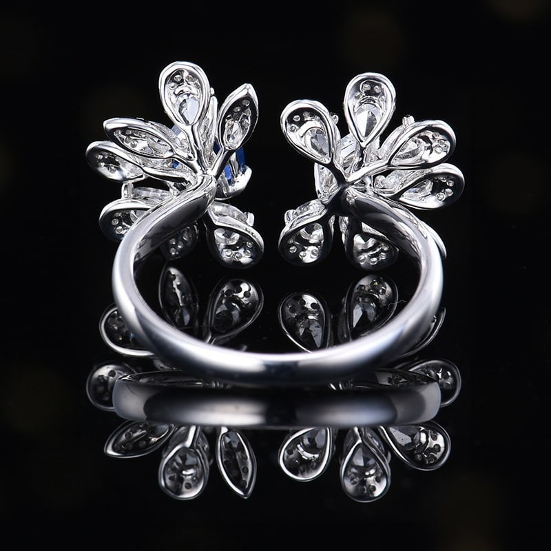 14k Gold 0.95 Ctw Vivid Blue Natural Sapphire & Diamond Ring - 5