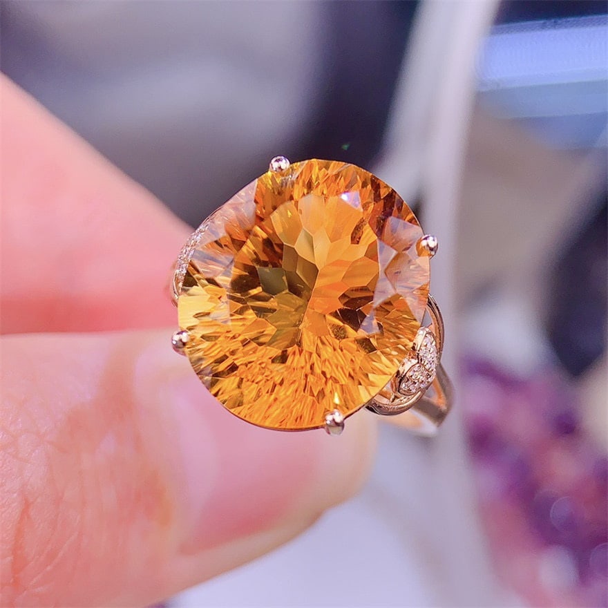 14k Gold 10.2 Ct Natural Citrine & Diamond Ring - 3