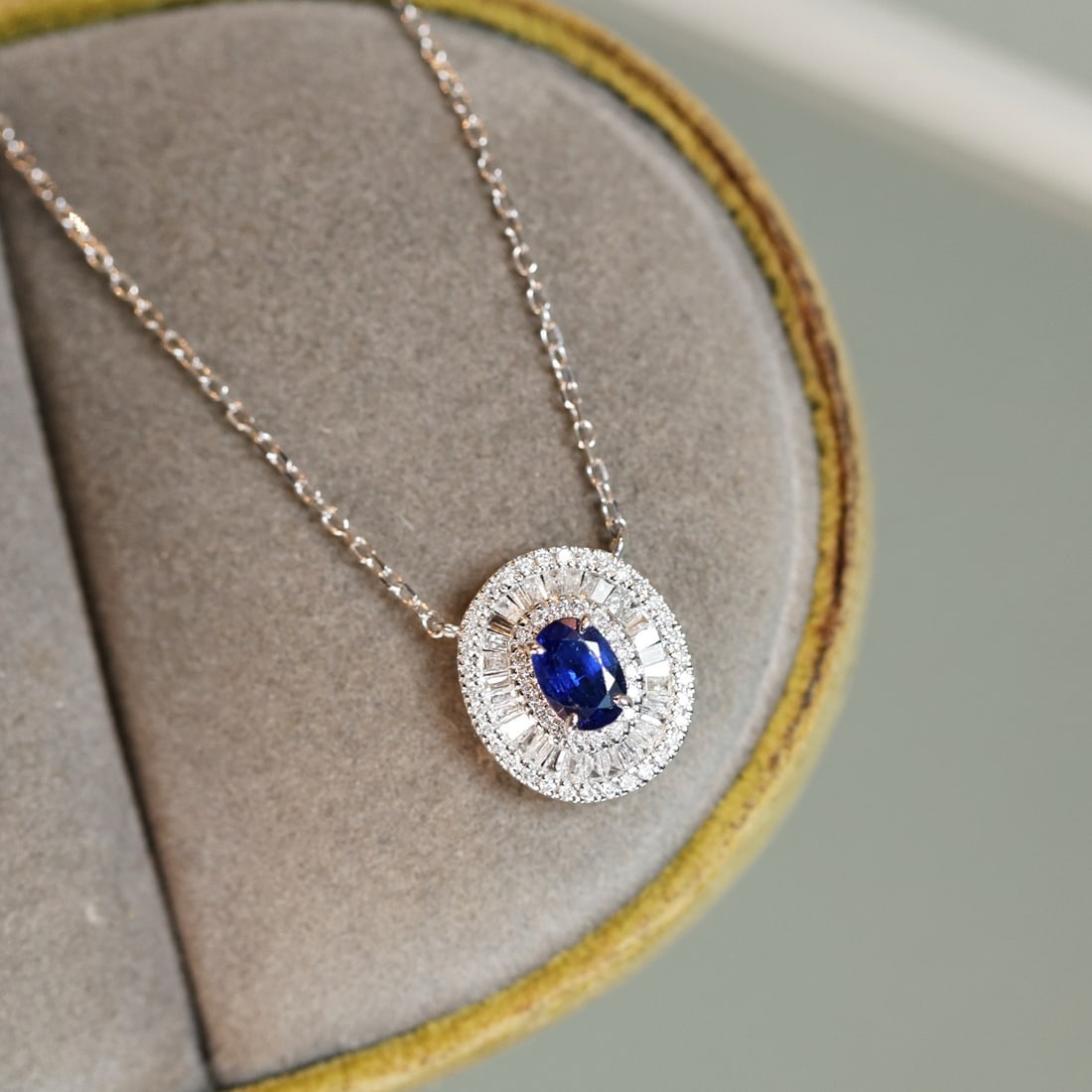 14k Gold 0.83 Ctw Natural Sapphire & Diamond Necklace - 3