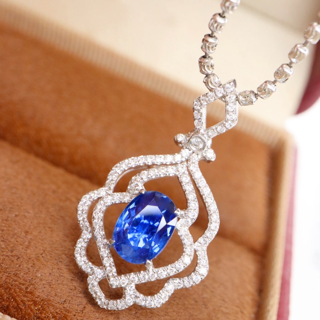 14k Gold 1.43 Ctw Natural Sapphire & Diamond Pendant( Without Chain ): Ref:231128129 // gold content:14k gold // main gemstone:sapphire // shape:oval // carat weight:1. 10ct // color:royal blue // treatment:natural // // adjacent gemstone 2 : diamond // shape:round // ca