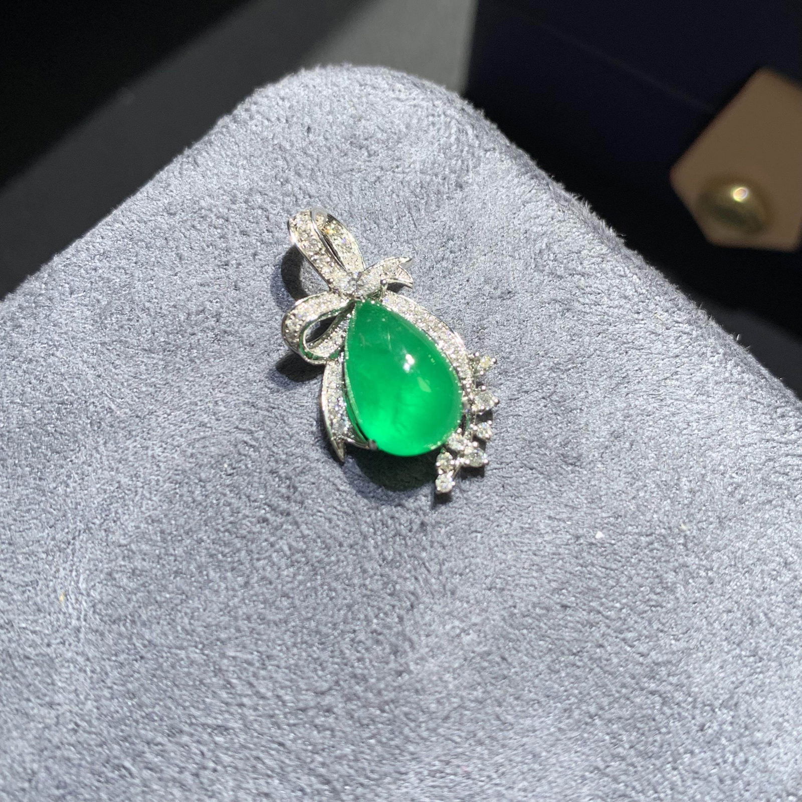 14k Gold 3.17 Ctw Natural Emerald & Diamond Pendant( Without Chain ) - 6