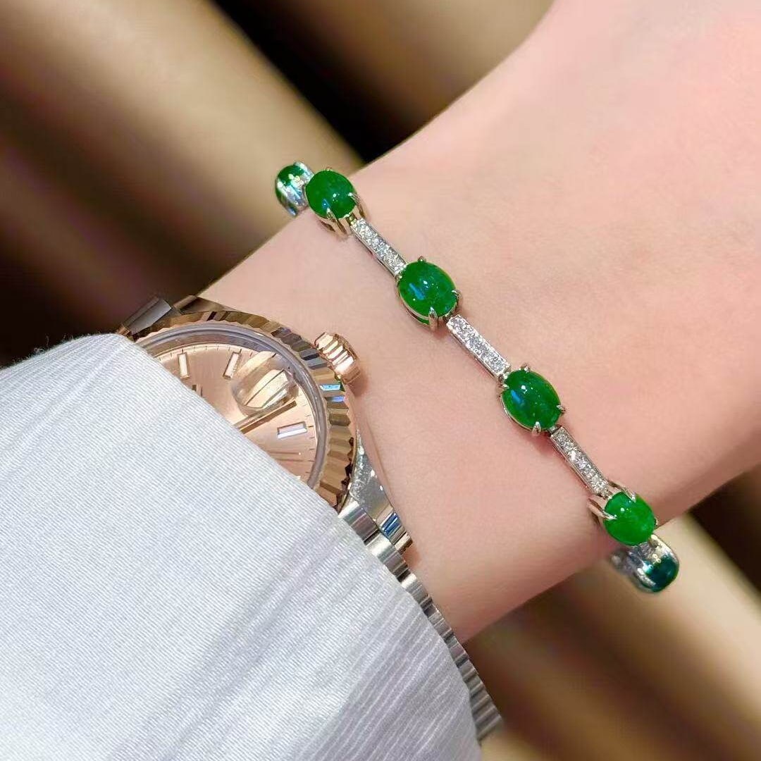 14k Gold 7.76 Ctw Vivid Green Natural Emerald & Diamond Bracelet - 4