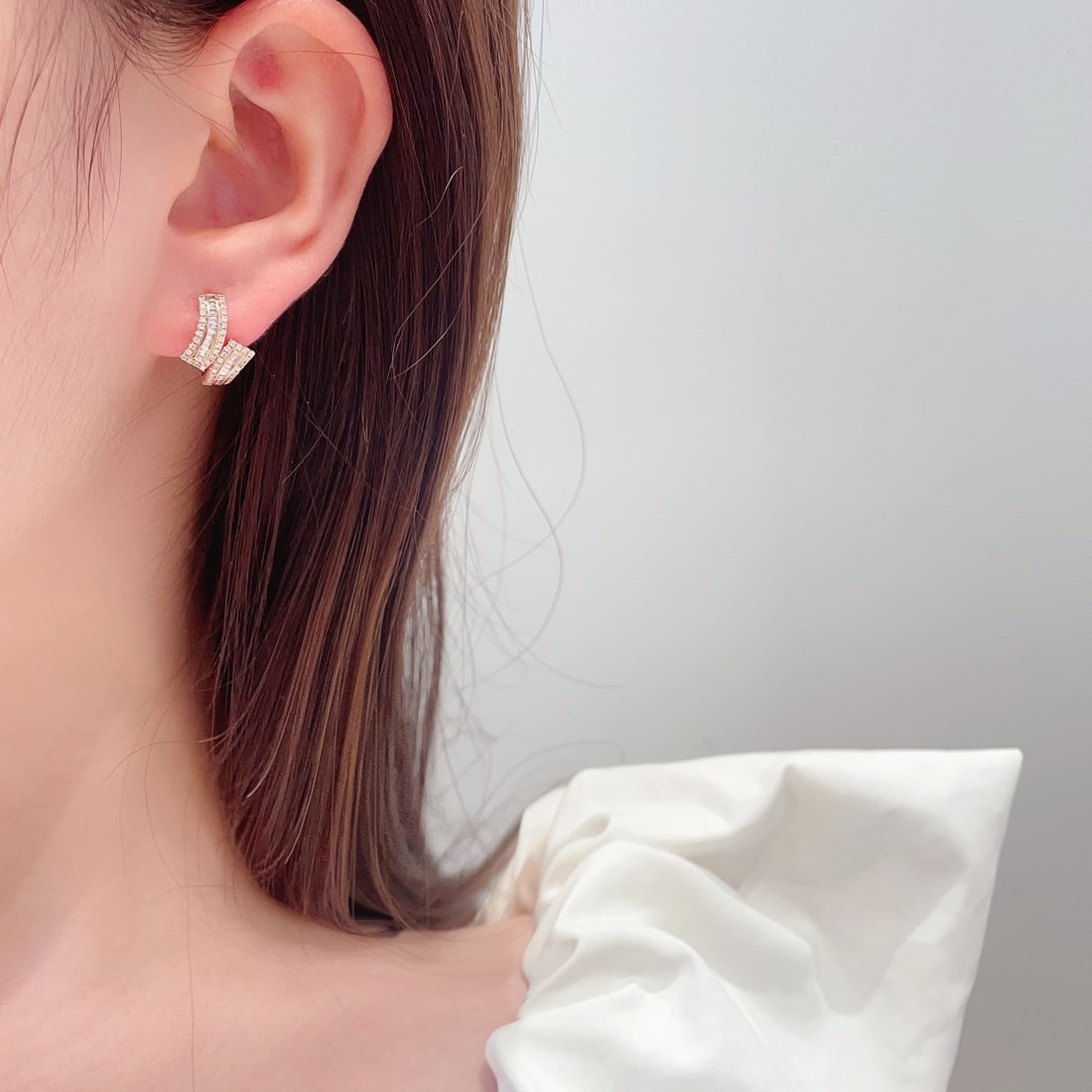 14k Gold 0.64 Ct Natural H Diamond Earrings - 5