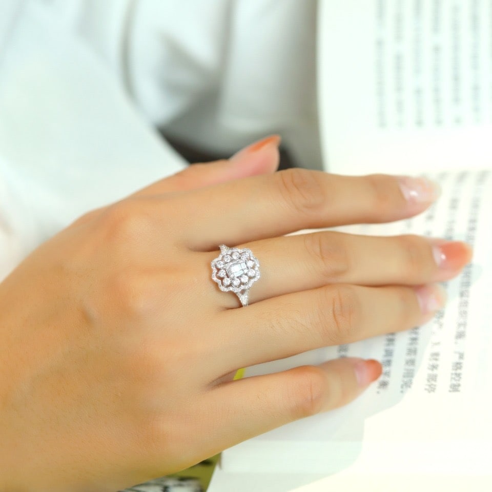 14k Gold 0.80 Ct Natural H Diamond Ring - 7