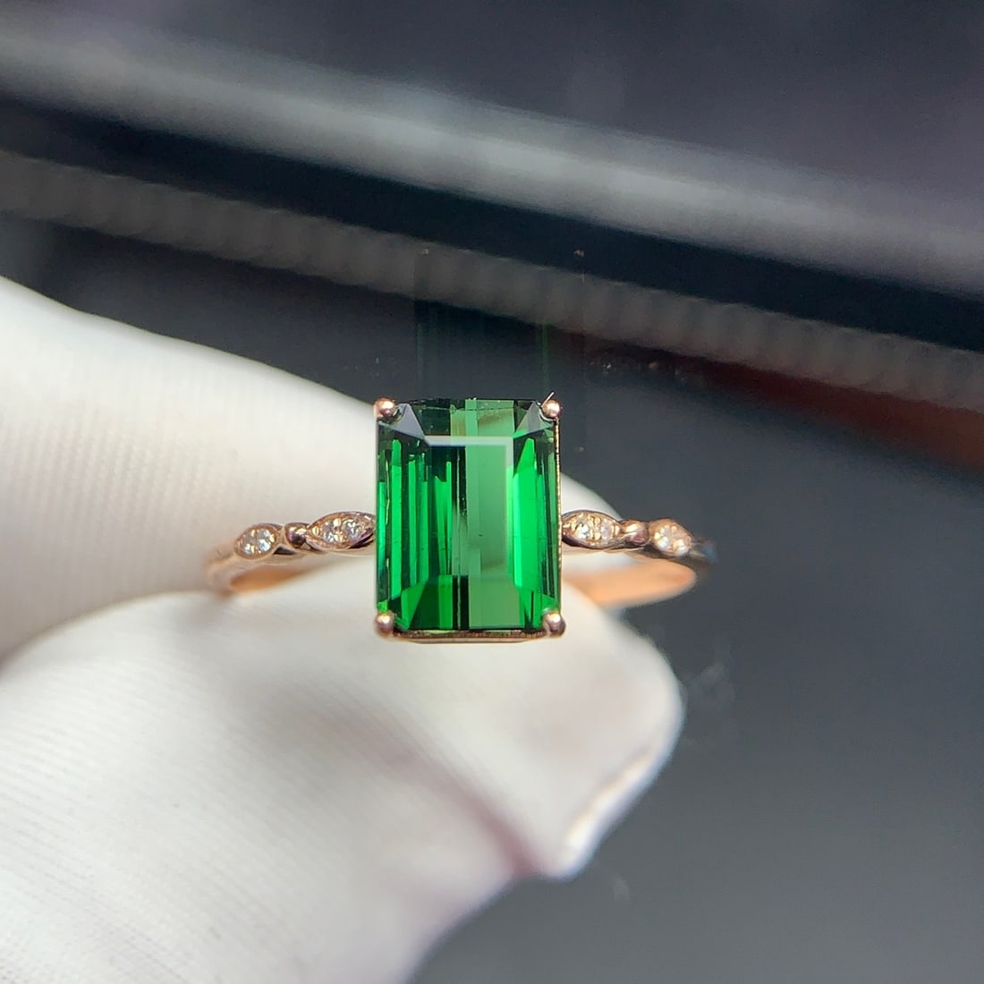 14k Gold 2.0 Ct Natural Tourmaline & Diamond Ring - 3