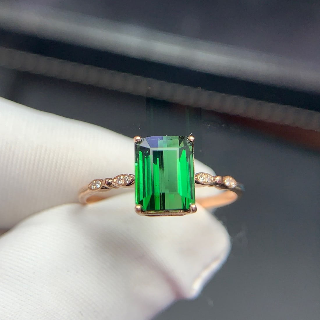 14k Gold 2.0 Ct Natural Tourmaline & Diamond Ring - 5