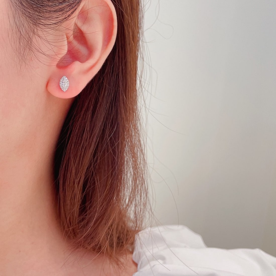 14k Gold 0.17 Ctw Natural H Diamond Earrings - 4