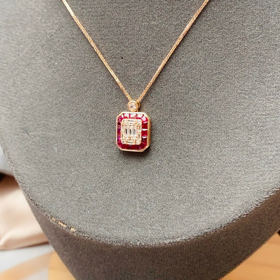 14k Gold 1.10 Ct Natural Ruby & Sapphire Necklace - 5