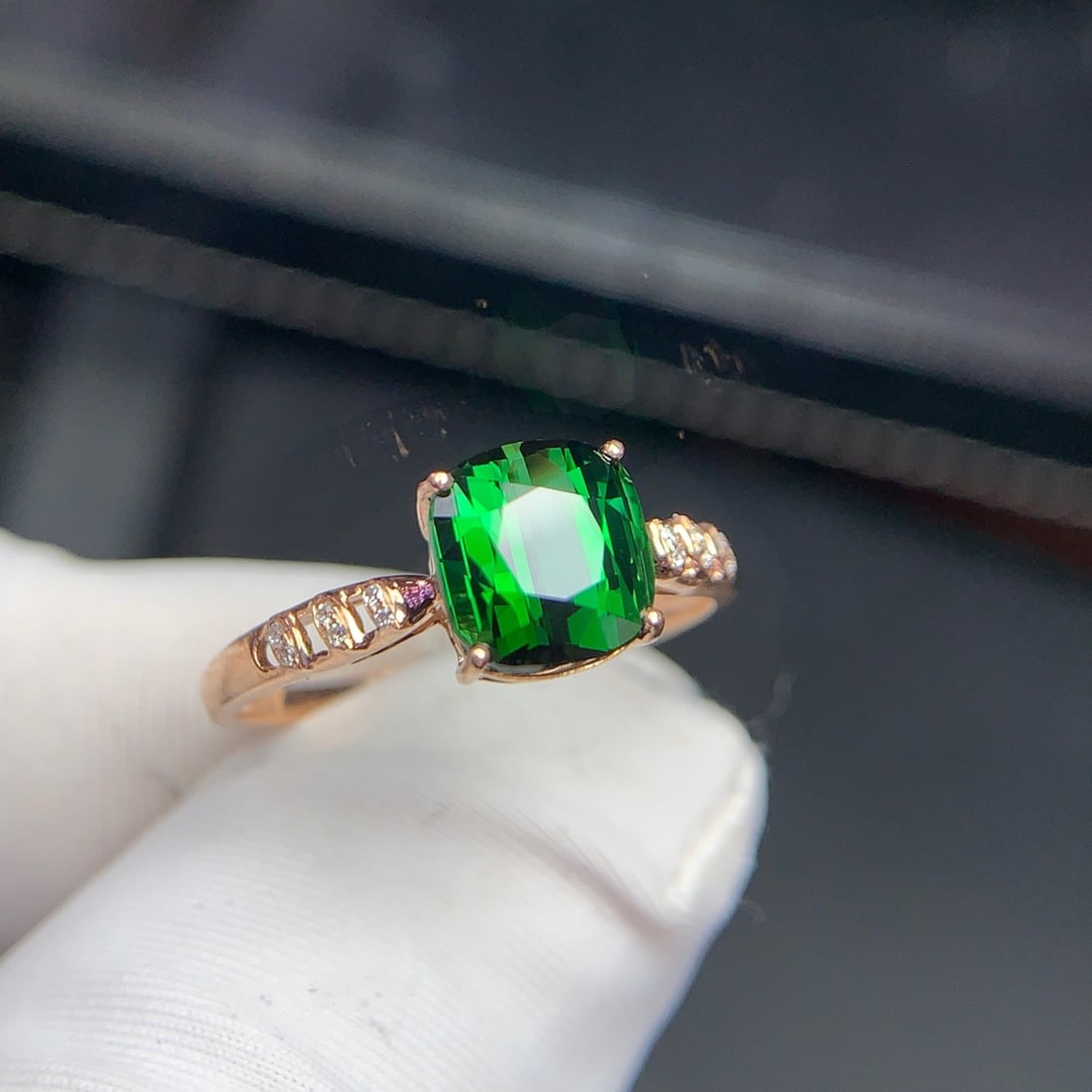 14k Gold 2.1 Ct Natural Tourmaline & Diamond Ring - 8