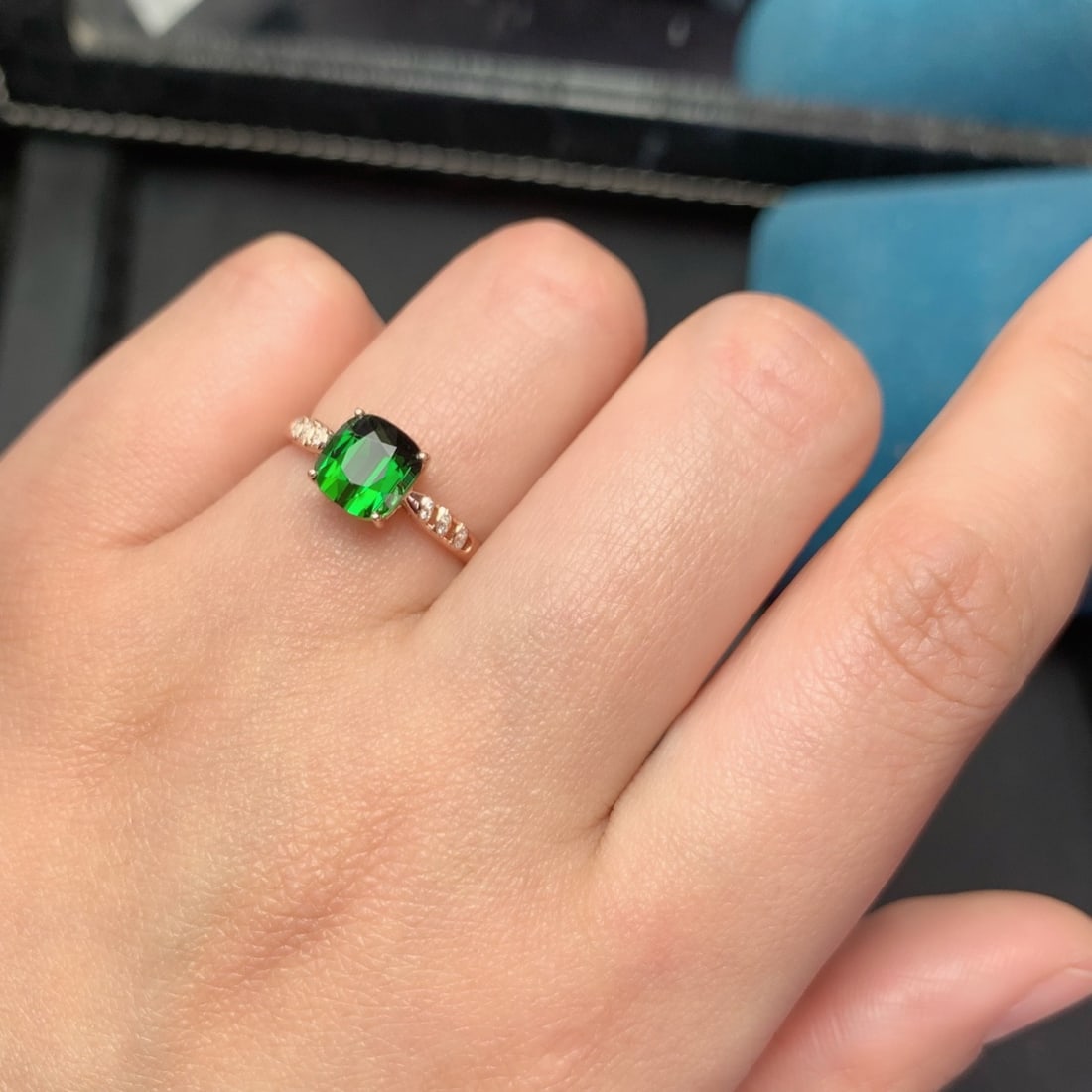 14k Gold 2.1 Ct Natural Tourmaline & Diamond Ring - 9