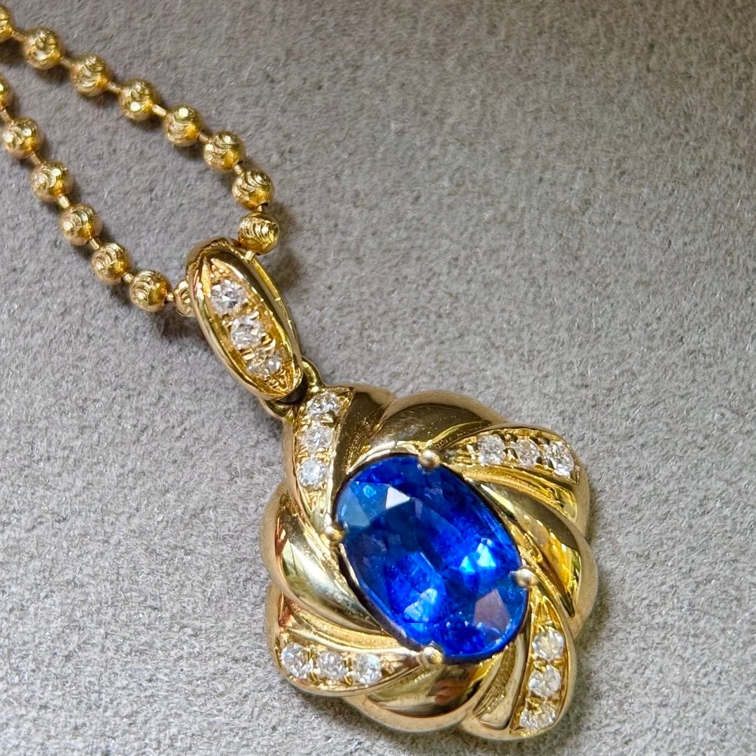14k Gold 1.48 Ctw Vivid Blue Natural Sapphire & Diamond Pendant( Without Chain ) - 5